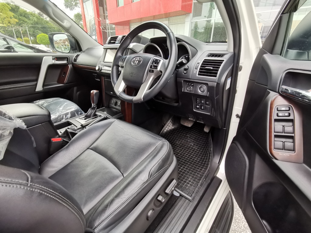 TOYOTA LC PRADO 2.8D NEW.MOD 2754 6TIP TX-L FL — view 4