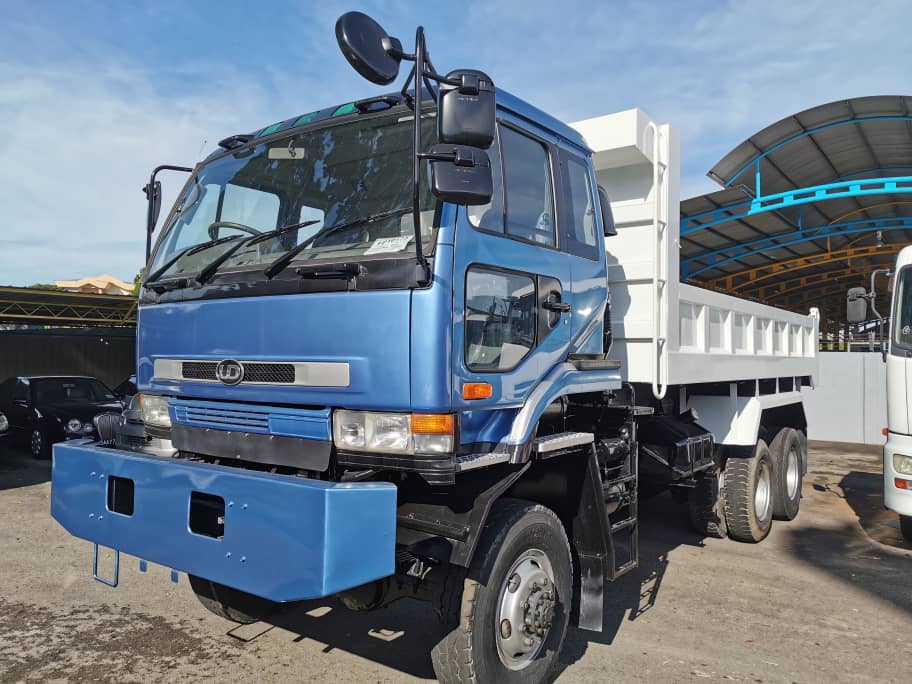 NISSAN CZ520NN DUMP TRUCK 6X6 — view 1