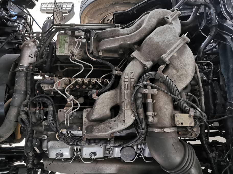 NISSAN CW53BPN DUMP TRUCK 6X4 — view 6