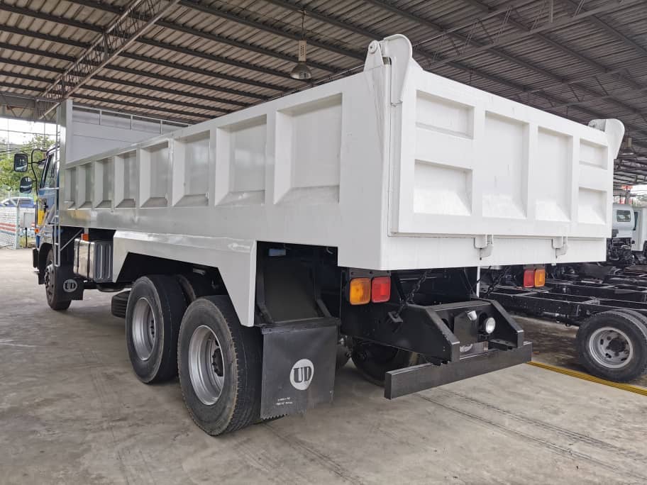 NISSAN CW53BPN DUMP TRUCK 6X4 — view 3