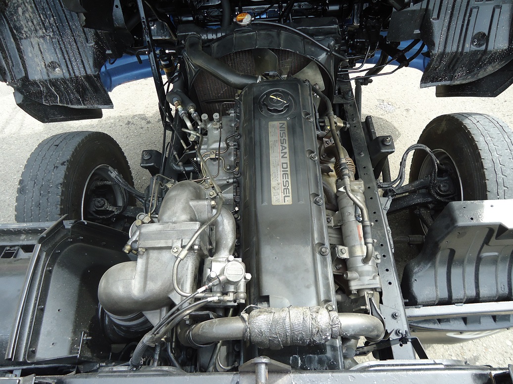 NISSAN MK262K CHASSIS & CAB 4X2 — view 4
