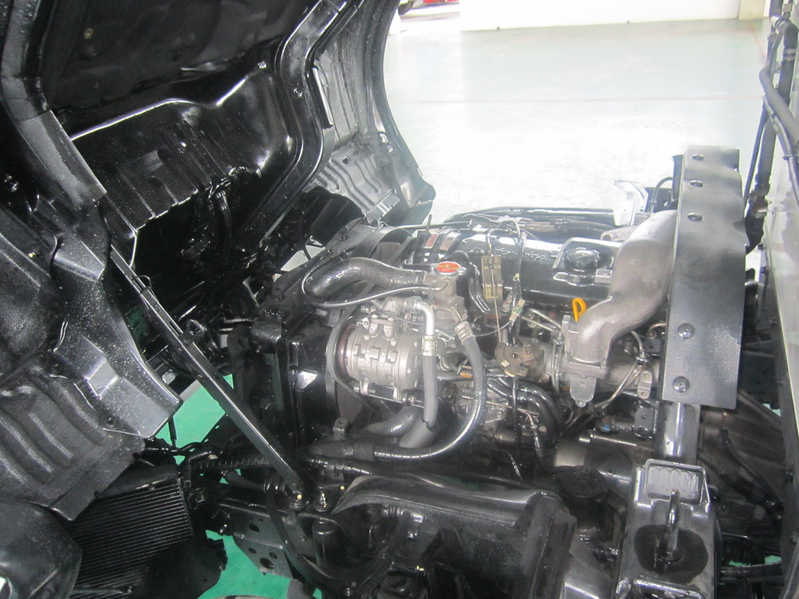 TOYOTA LY230 COOL BOX 4X2 — view 4