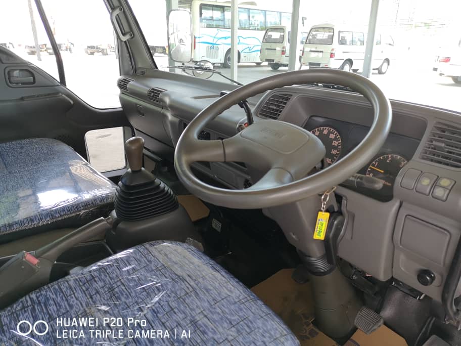 ISUZU ISUZU TIPPER 4X4 — view 3