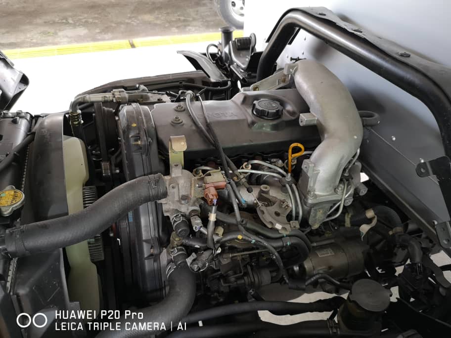 ISUZU ISUZU TIPPER 4X4 — view 4