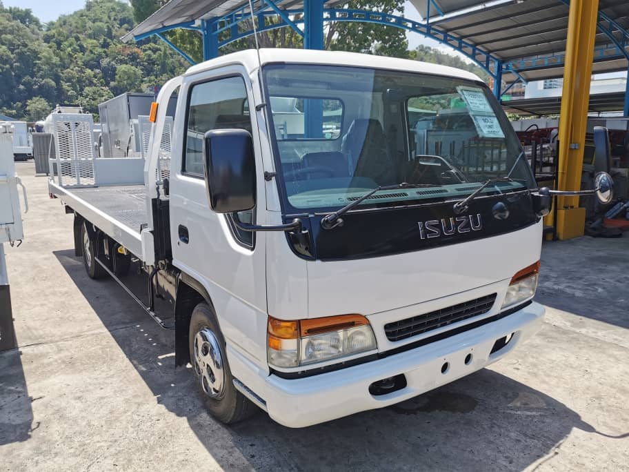 ISUZU ISUZU NPR72P CAR CARRIER 4X2 — view 1