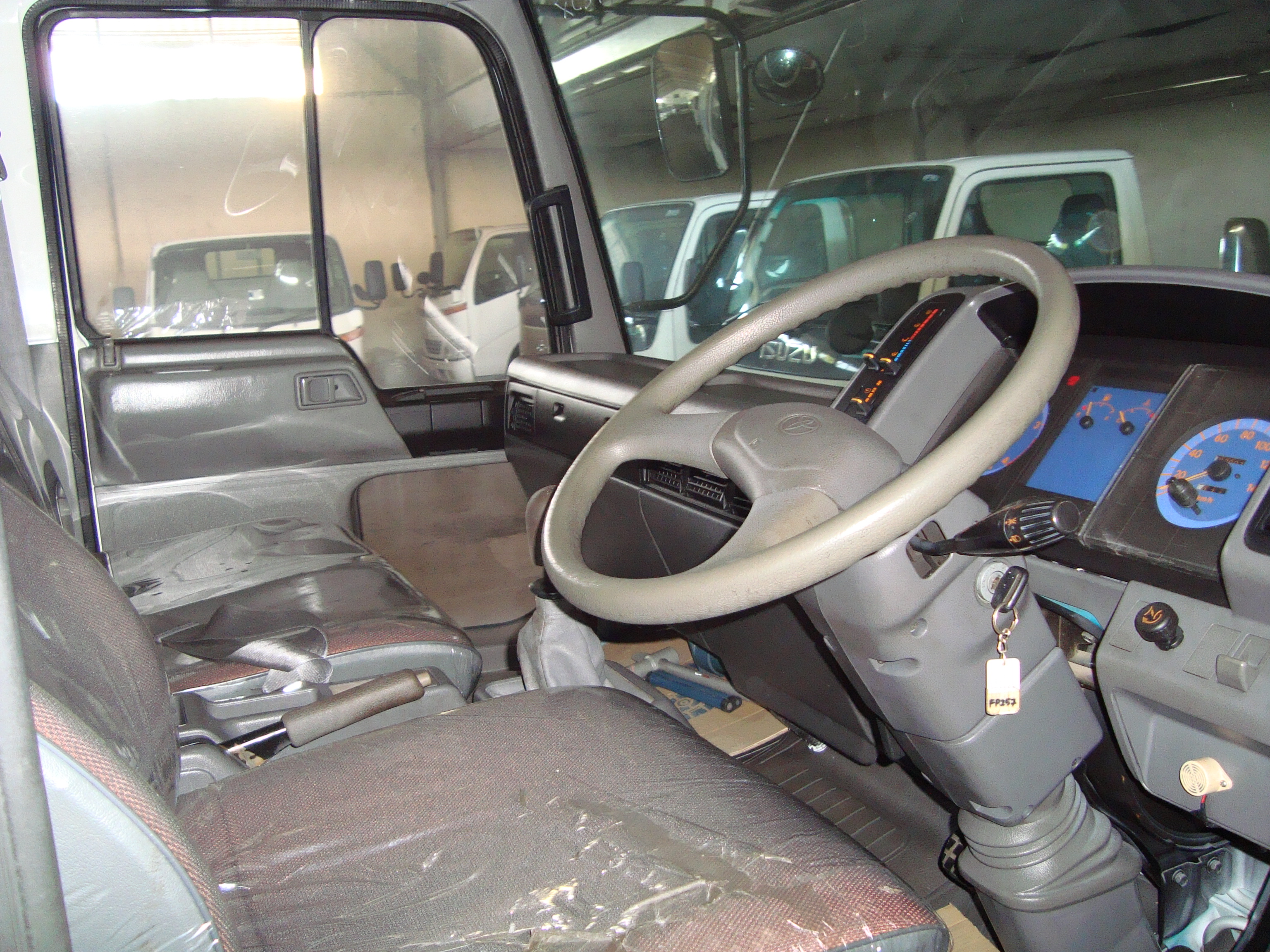 TOYOTA FB4JCA GARBAGE TRUCK — view 3