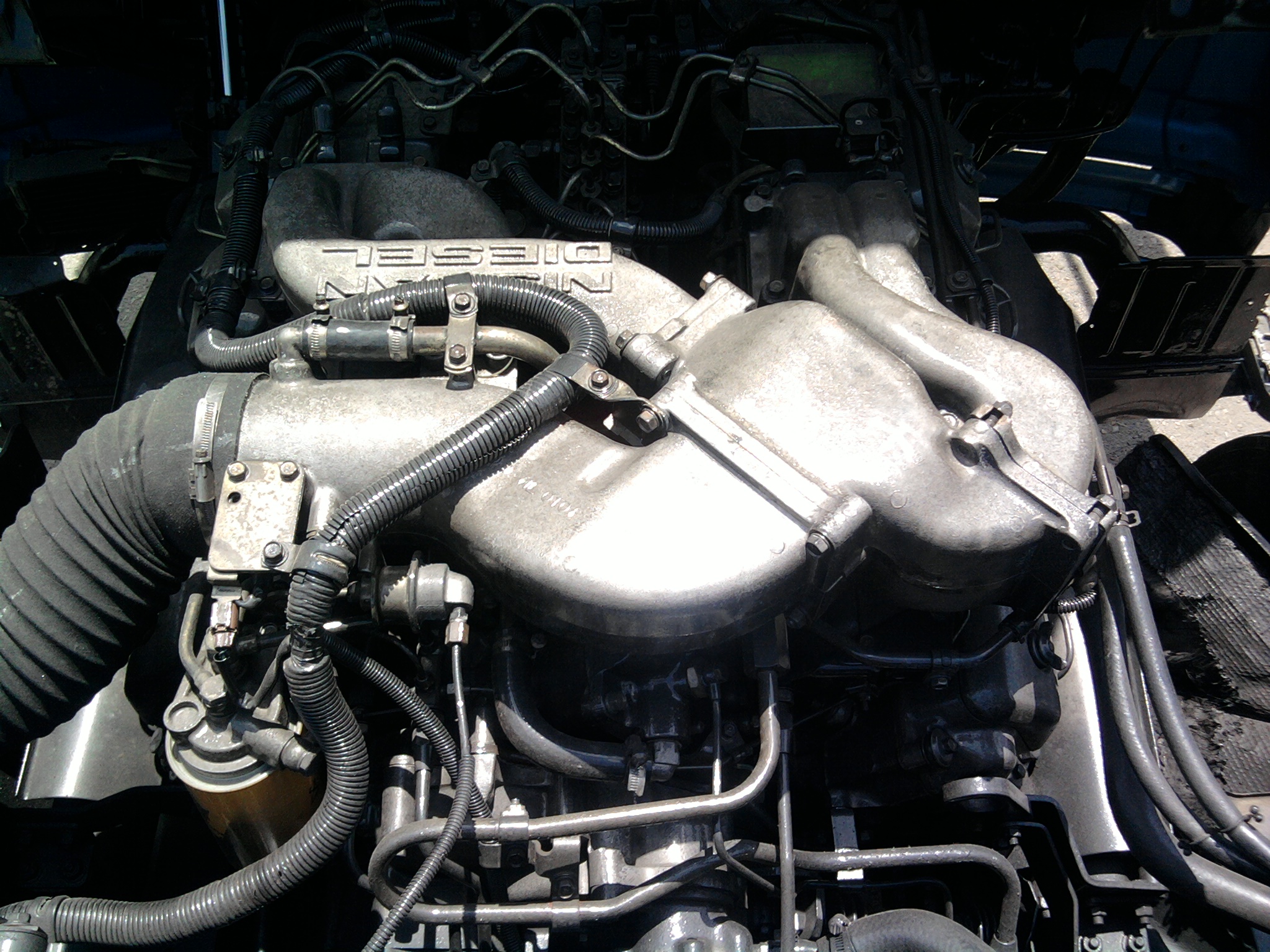 NISSAN CD53CV CHASSIS & CAB 6X4 — view 4