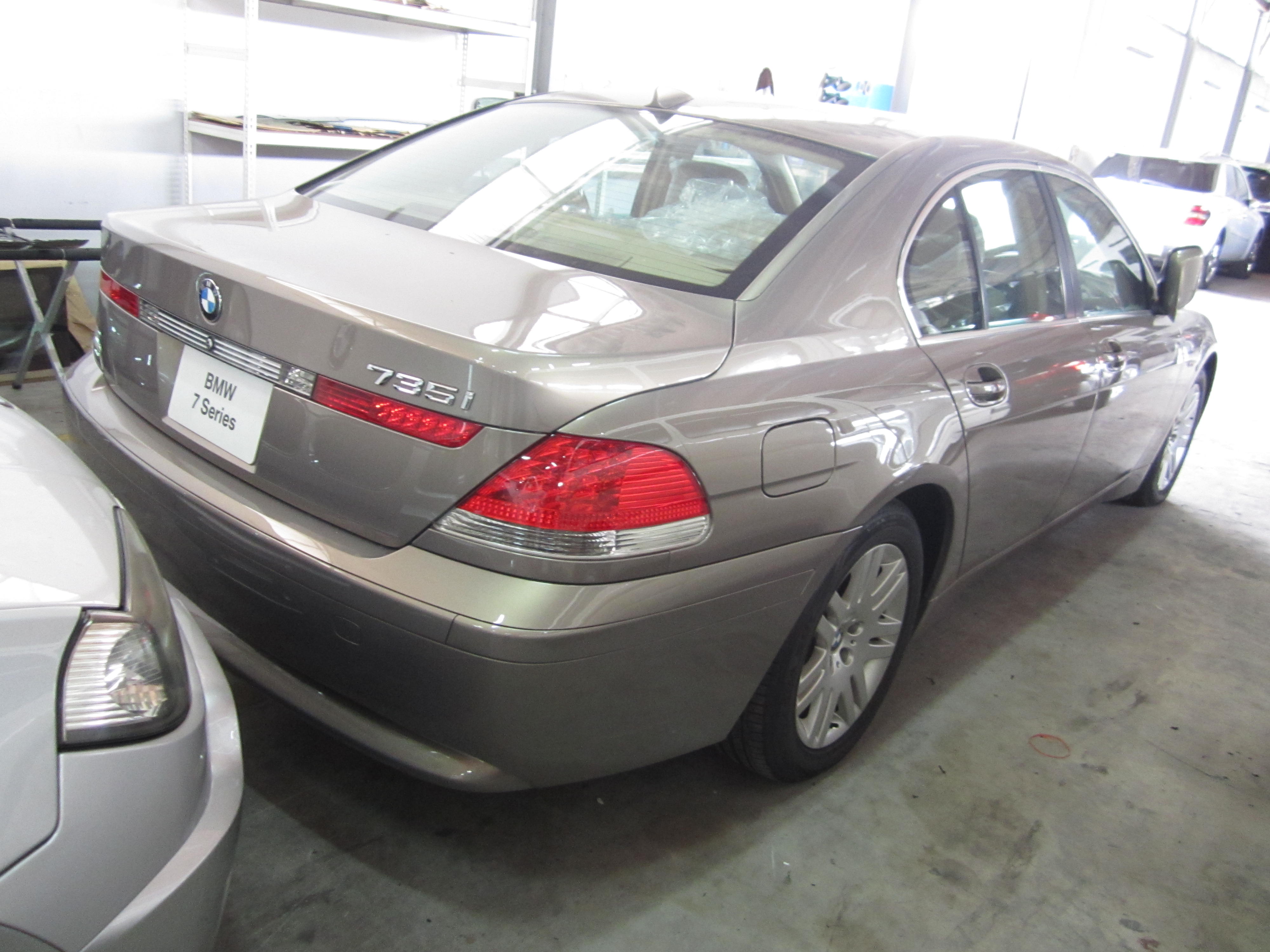 BMW 735I (GL42/E65) 3591 6AT JP — view 2