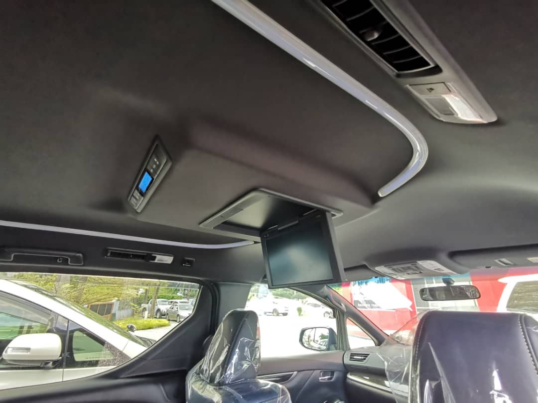 TOYOTA "VELLFIRE 2.5 NEW.MOD 2493 7TIP-CVT 2.5Z A-EDITION ""GOLDEN EYES"" 7S 27XXXKM" — view 4