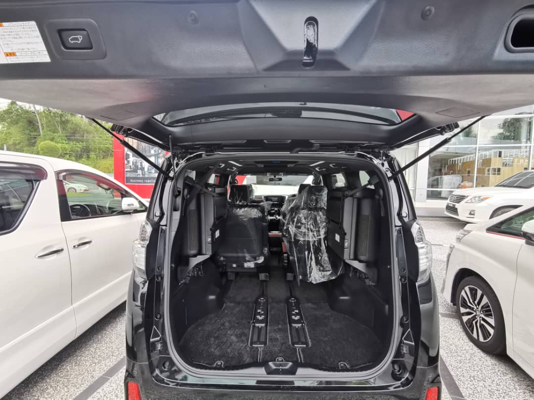 TOYOTA "VELLFIRE 2.5 NEW.MOD 2493 7TIP-CVT 2.5Z A-EDITION ""GOLDEN EYES"" 7S 27XXXKM" — view 5
