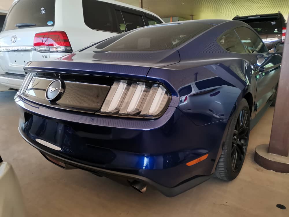 FORD "MUSTANG 2.3 ECO BOOST 2261 6SMT S.AFRICA 28XXXMILES" — view 2