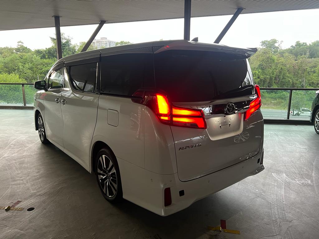 TOYOTA ALPHARD 2.5 S C- PACKAGE 7TIP-CVT 7S JP FL — view 2