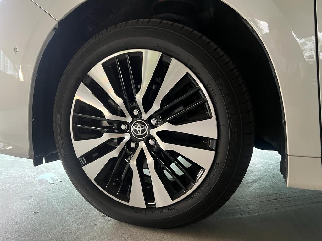 TOYOTA ALPHARD 2.5 S C- PACKAGE 7TIP-CVT 7S JP FL — view 3