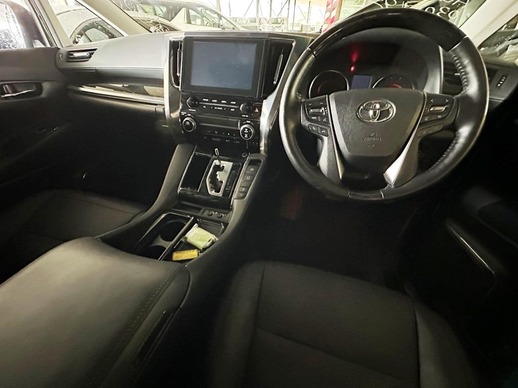 TOYOTA "VELLFIRE 2.5 NEW.MOD 2493 7TIP-CVT 2.5Z G-EDITION 7S FL 9912KM DEMO UNIT" — view 4