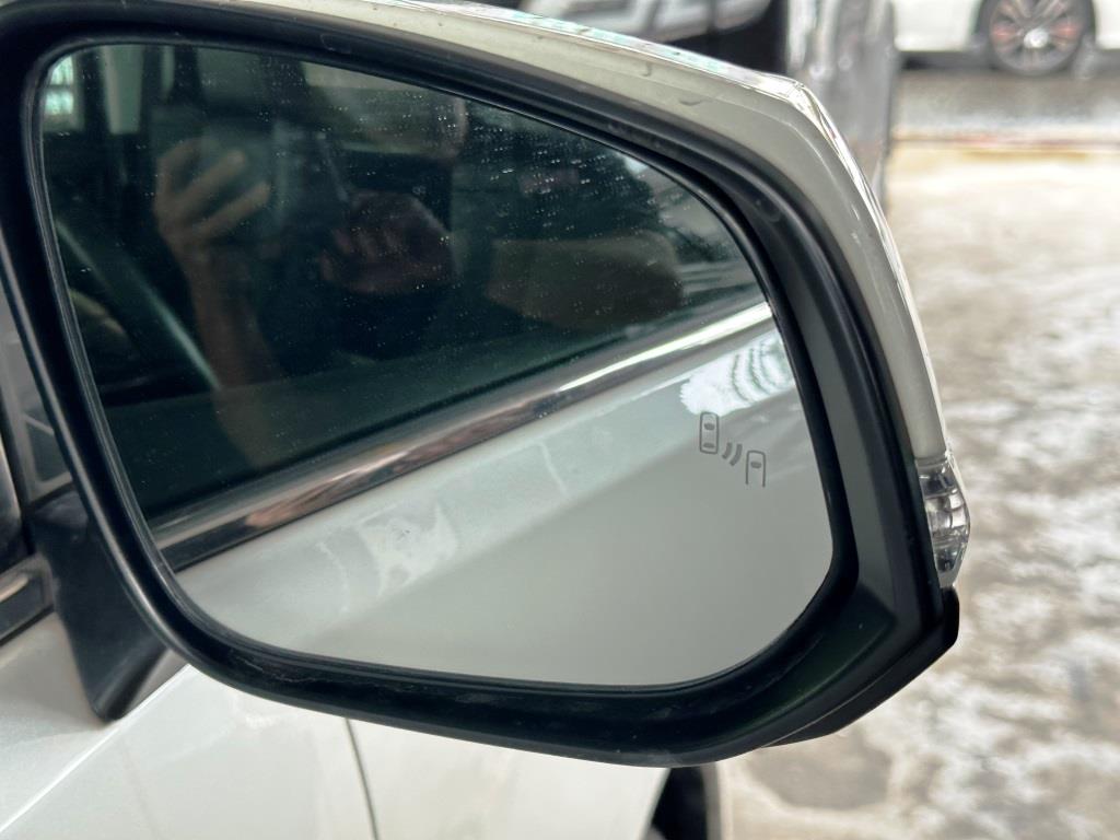 TOYOTA "ALPHARD 2.5 NEW.MOD 2493 7TIP-CVT 2.5S C- PACKAGE 7S FL 66690KM" — view 3