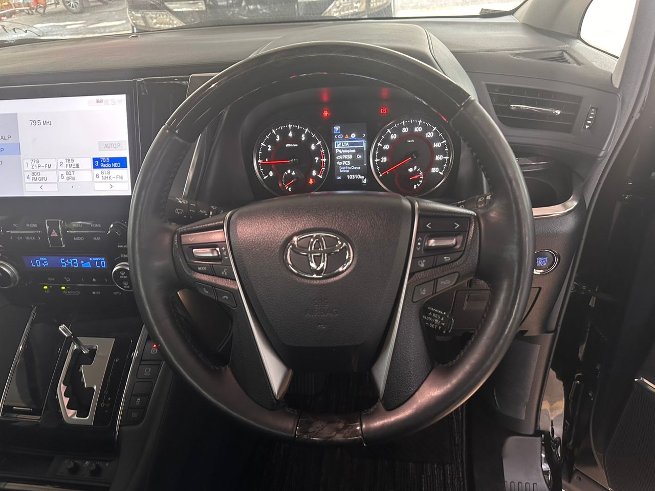 TOYOTA "VELLFIRE 2.5 NEW.MOD 2493 7TIP-CVT 2.5Z G-EDITION 7S FL 10310KM" — view 6