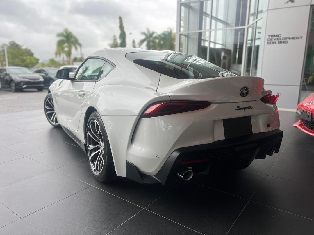 TOYOTA "SUPRA 2.0 SZ 1998 8SMT 2S 34928KM" — view 2