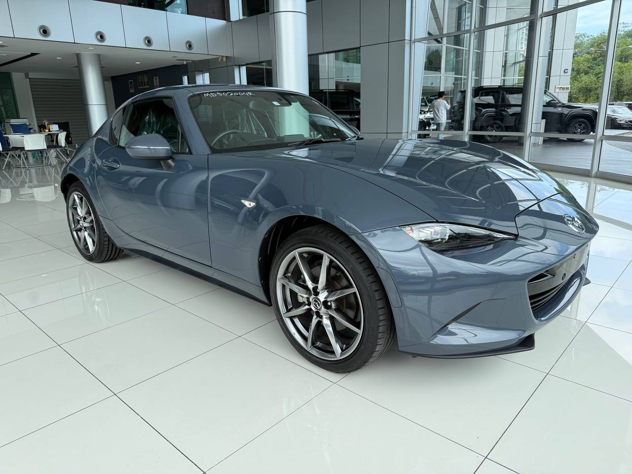 MAZDA "MX5 ROADSTER RF S 1997 6TIP JP 48951KM" — view 1
