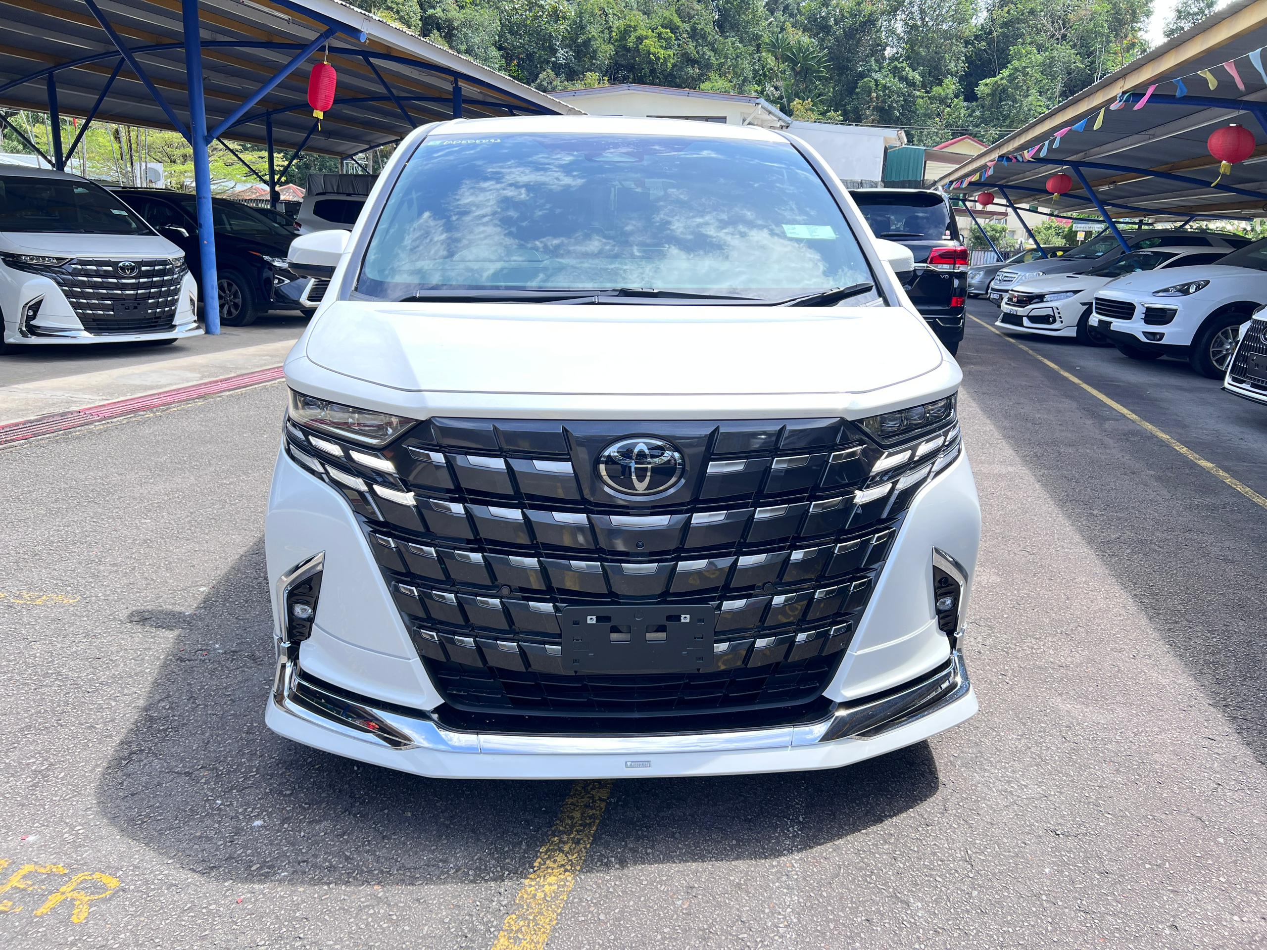 TOYOTA "ALPHARD 2.5 Z 2493 7TIP-CVT 7S 7814KM" — view 2