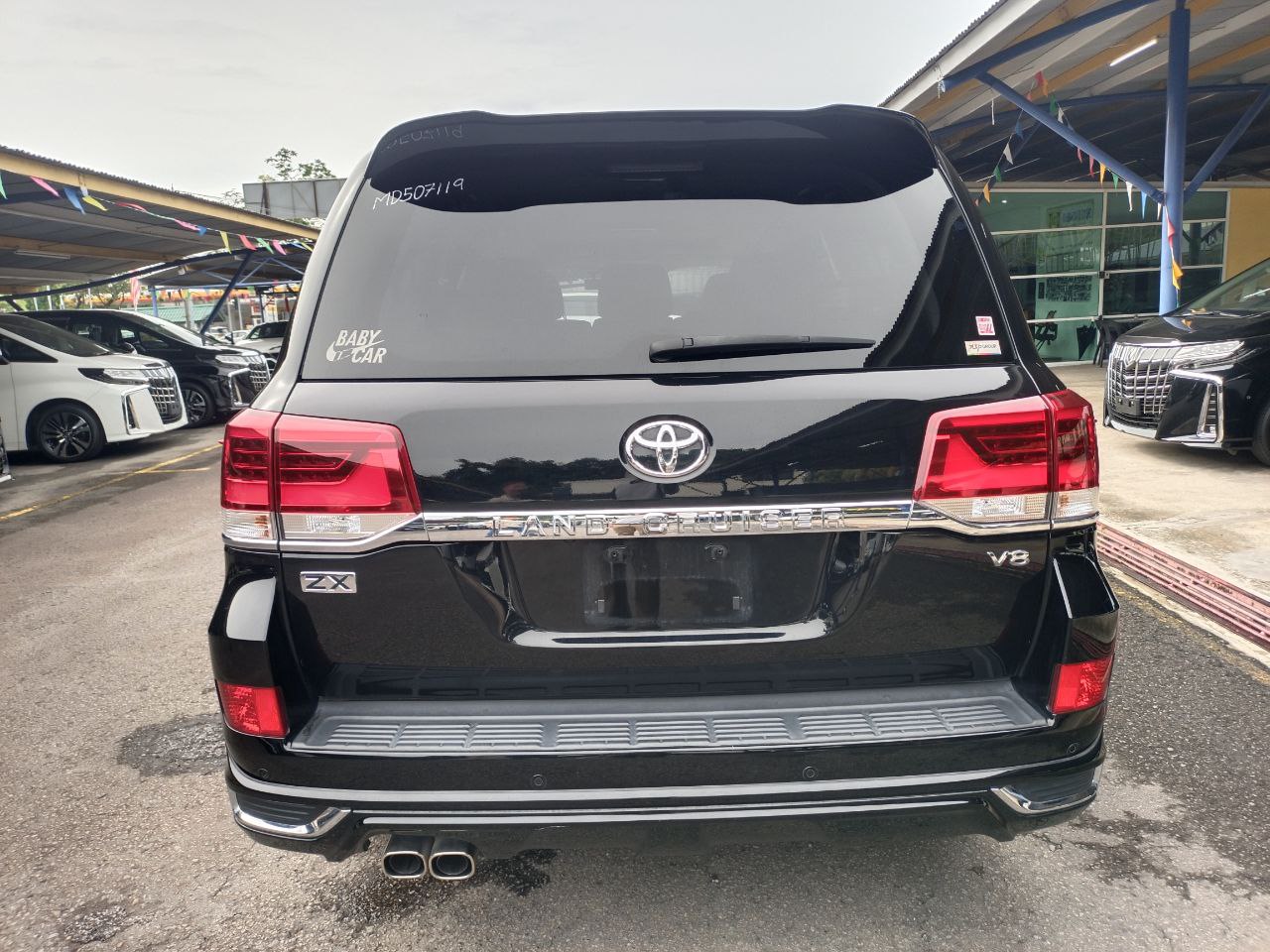 TOYOTA "LAND CRUISER 202 4.6P AXG 4608 6TIP 8S 28151KM" — view 3