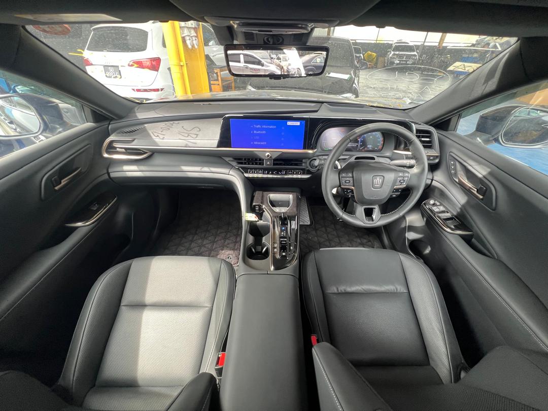 TOYOTA "CROWN HYBRID SPORT Z 2.5P 2487 E-CVT 5 SEATER 6149 KM (DEMO UNIT) " — view 4