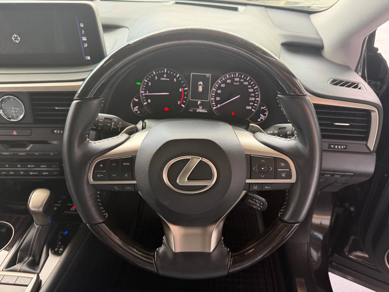 LEXUS "RX300 VERSION-L 1998 6SMT JP 37061 KM" — view 7