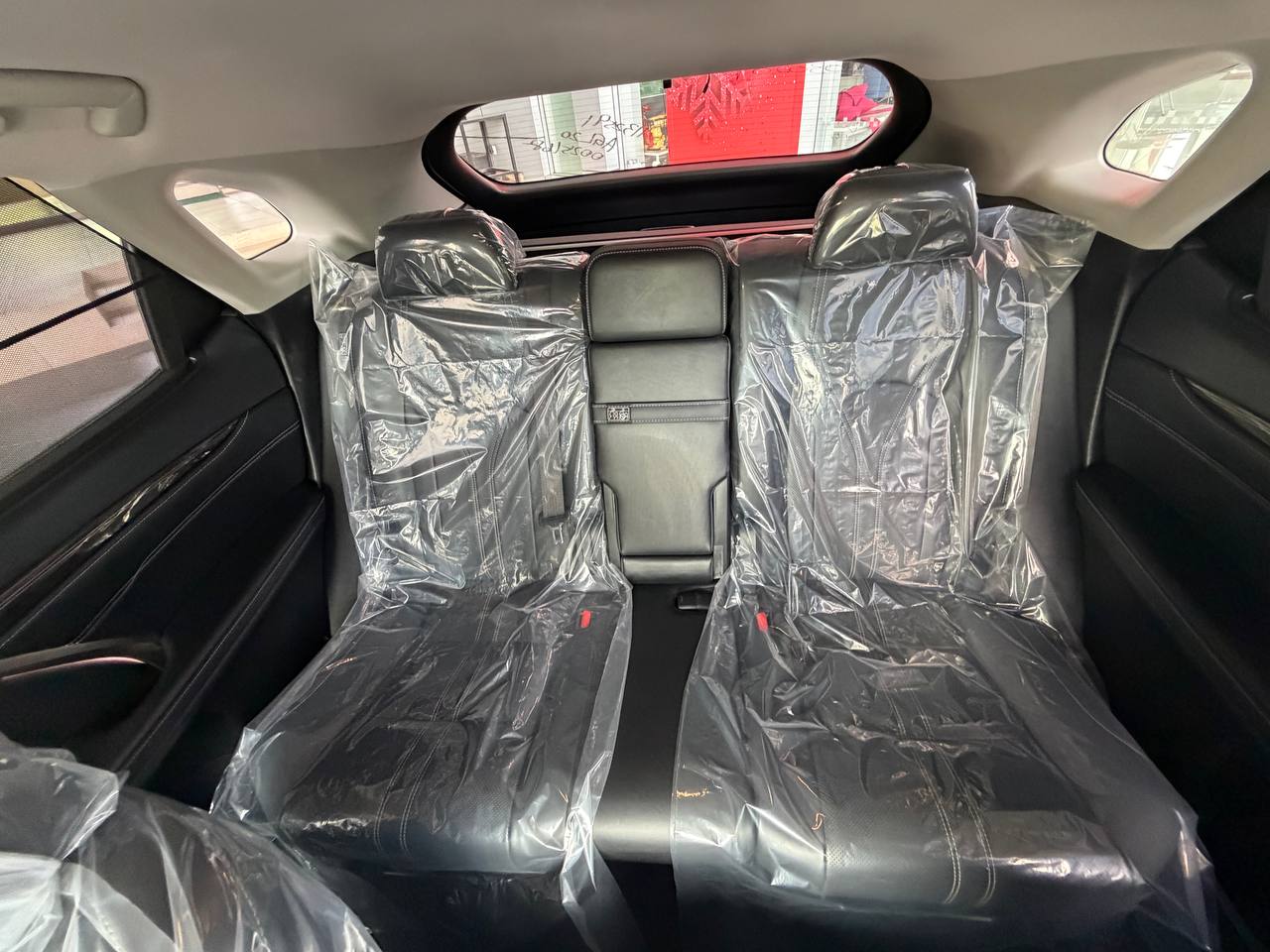 LEXUS "RX300 VERSION-L 1998 6SMT JP 37061 KM" — view 6