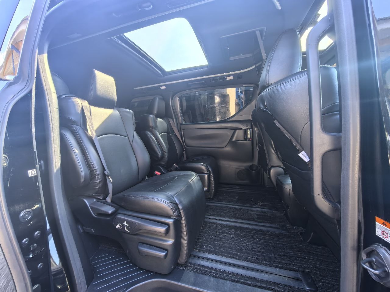 TOYOTA "ALPHARD 2.5S TYPE GOLD II 2493 7TIP-CVT 7S 55824KM" — view 6