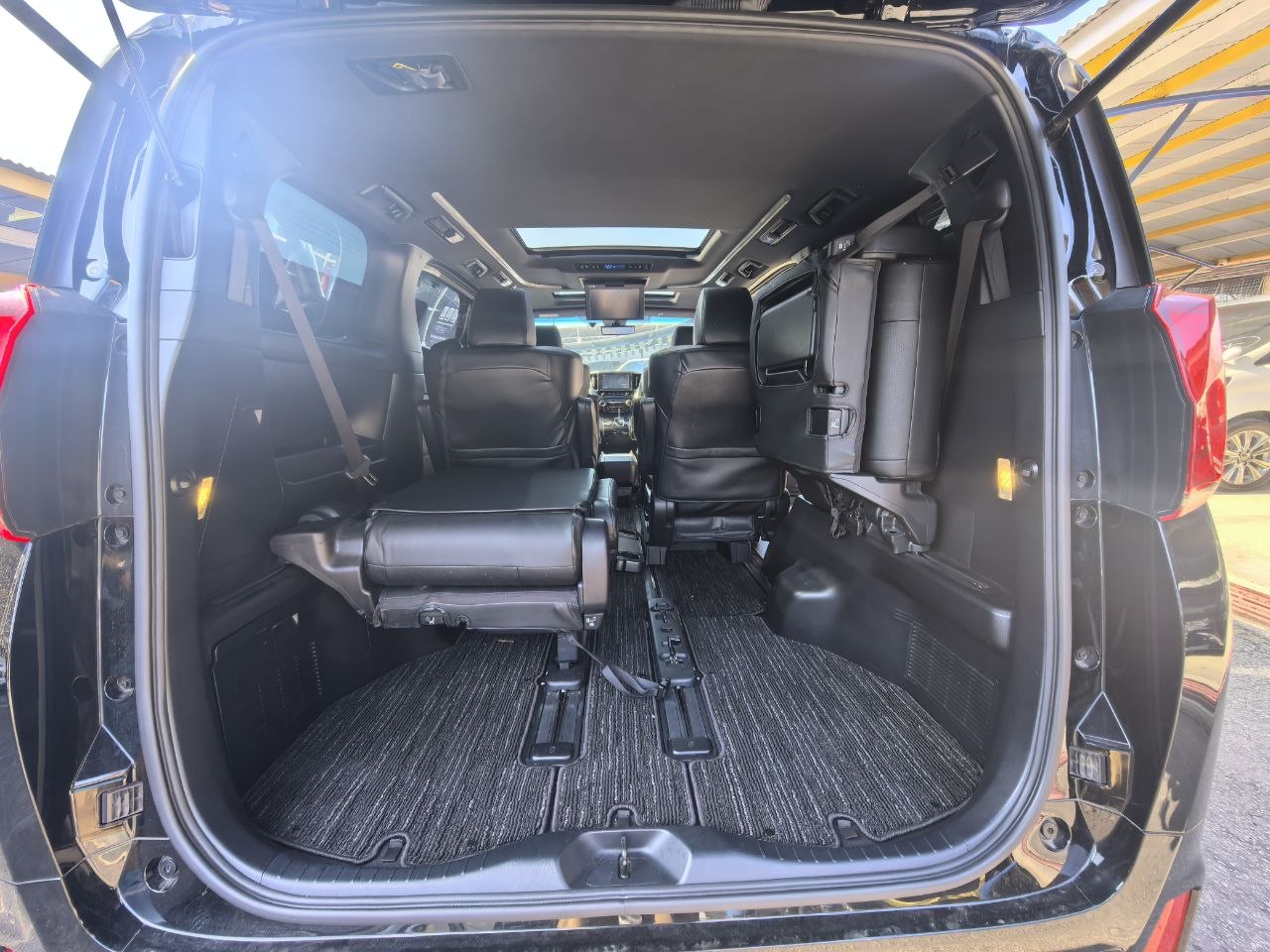 TOYOTA "ALPHARD 2.5S TYPE GOLD II 2493 7TIP-CVT 7S 55824KM" — view 7