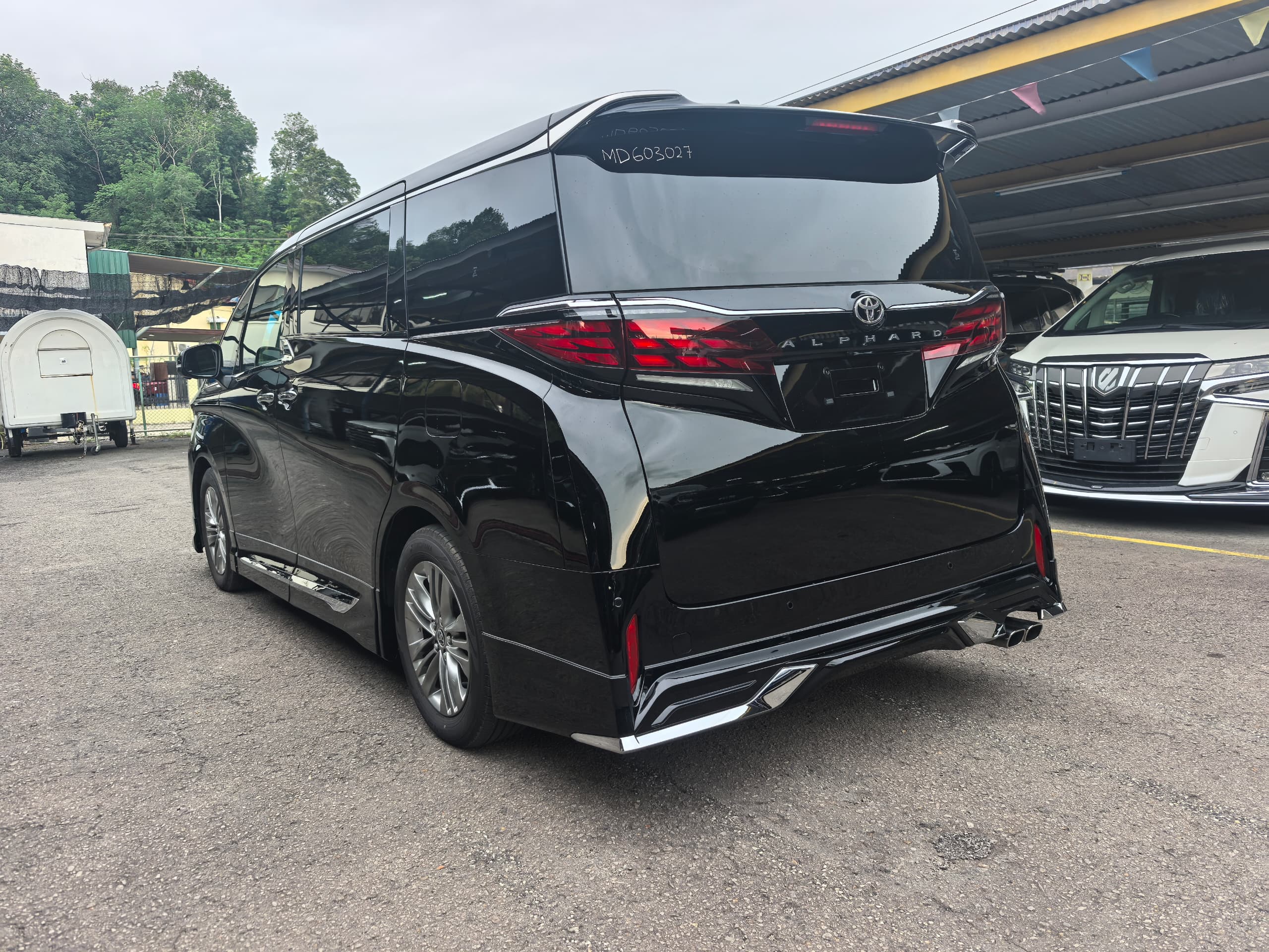 TOYOTA "ALPHARD 2.5 Z 2493 7TIP-CVT 7S 6549KM" — view 2