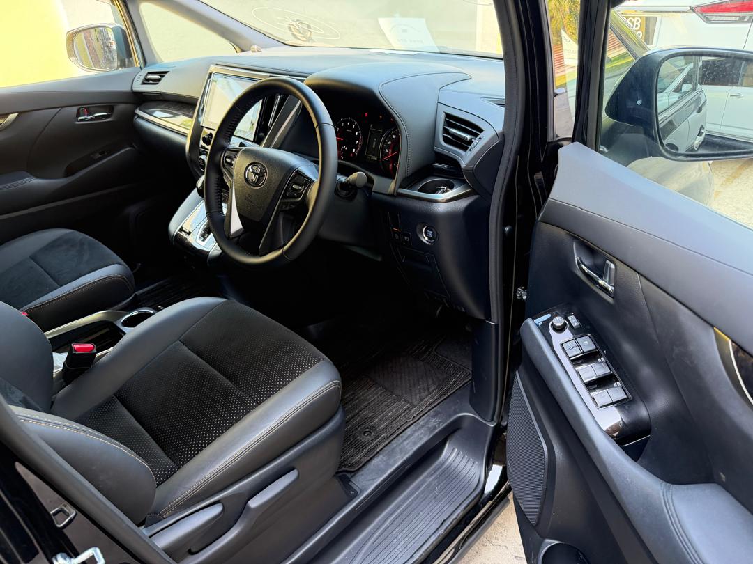 TOYOTA "ALPHARD 2.5 (3BA) S TYPE GOLD II 2493 7TIP-CVT 7S 21085 KM" — view 4