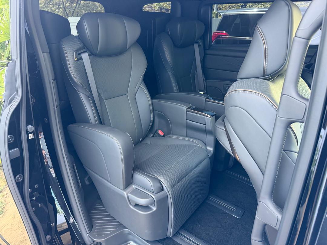TOYOTA "ALPHARD 2.5Z (3BA) 2493 7TIP-CVT 7S 4865 KM (DEMO UNIT)" — view 6