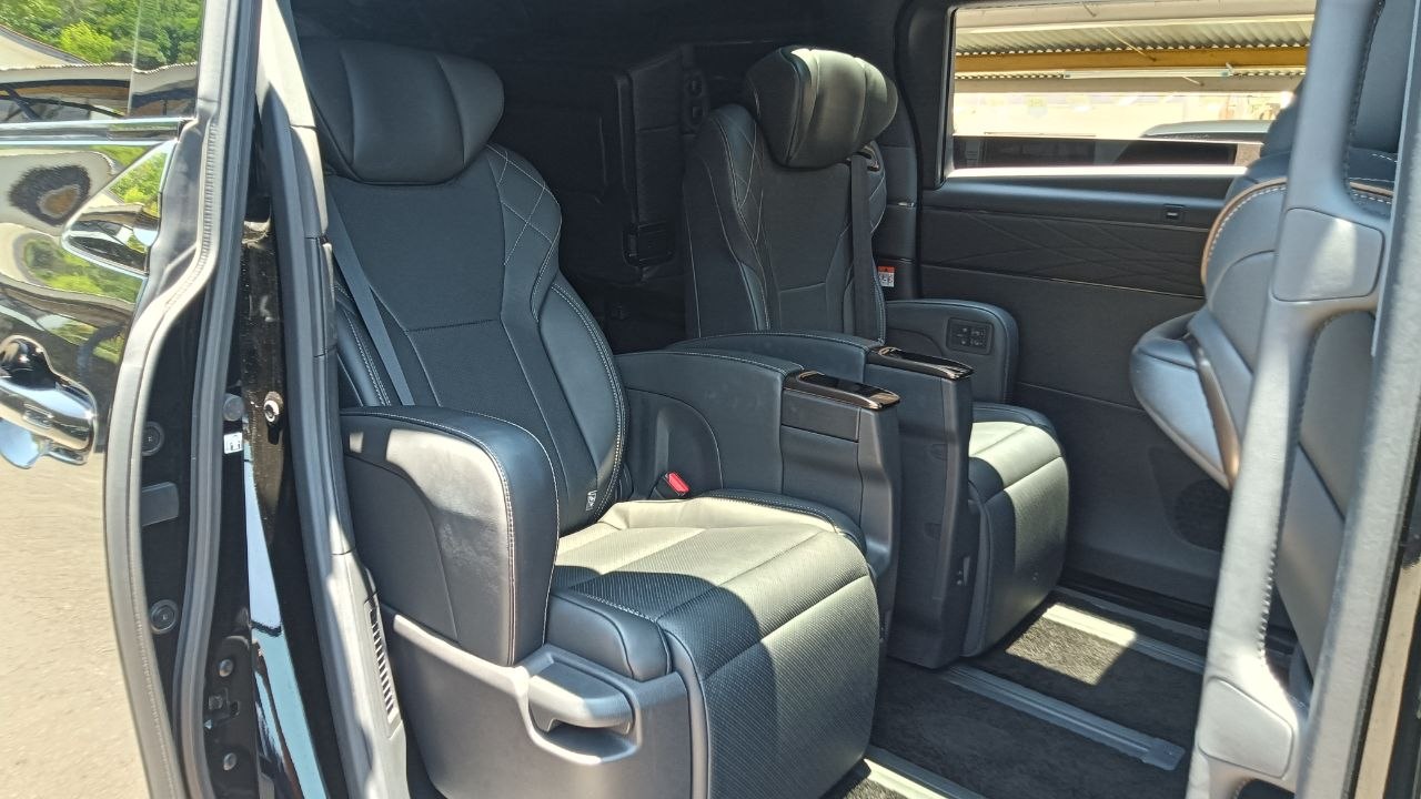 TOYOTA "VELLFIRE 2.4 Z PREMIIER 2393 8TIP-CVT 7S 27883KM" — view 6