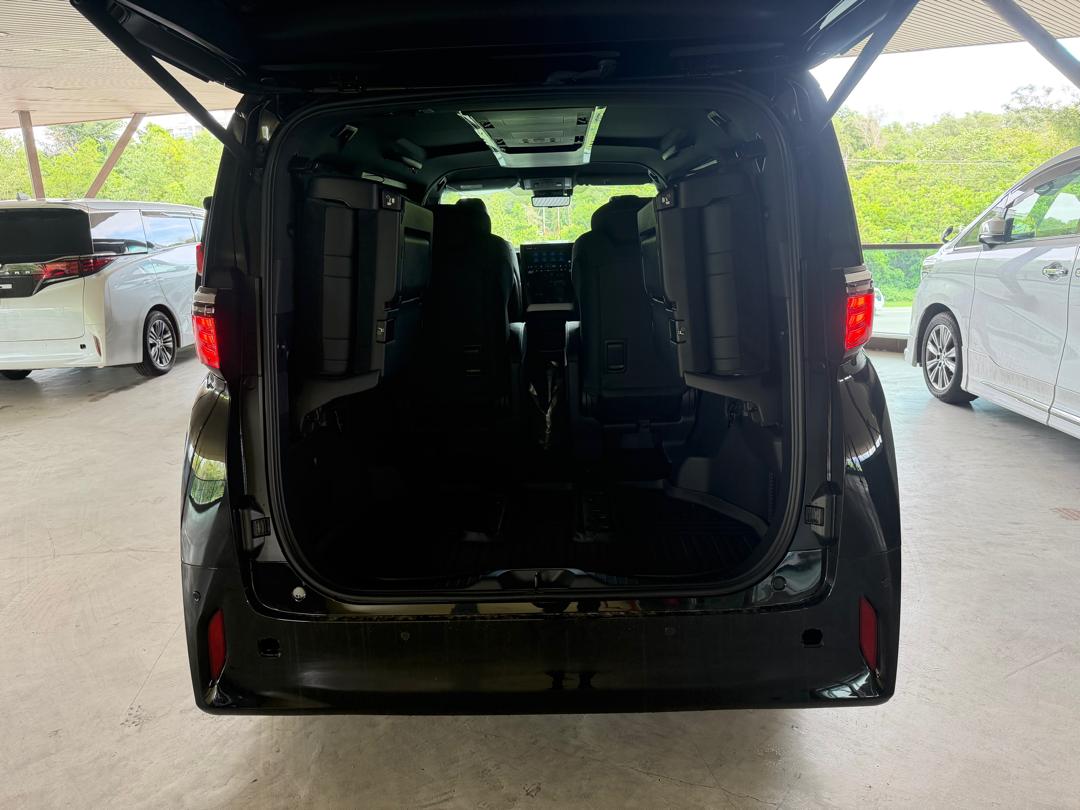 TOYOTA "ALPHARD 2.5Z (3BA) 2493 7TIP-CVT 7S 840 KM (BRAND NEW)" — view 6