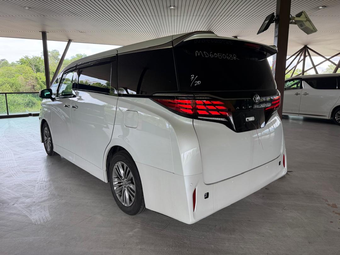 TOYOTA "ALPHARD 2.5Z (3BA) 2493 7TIP-CVT 7S 7413 KM (DEMO UNIT)" — view 2