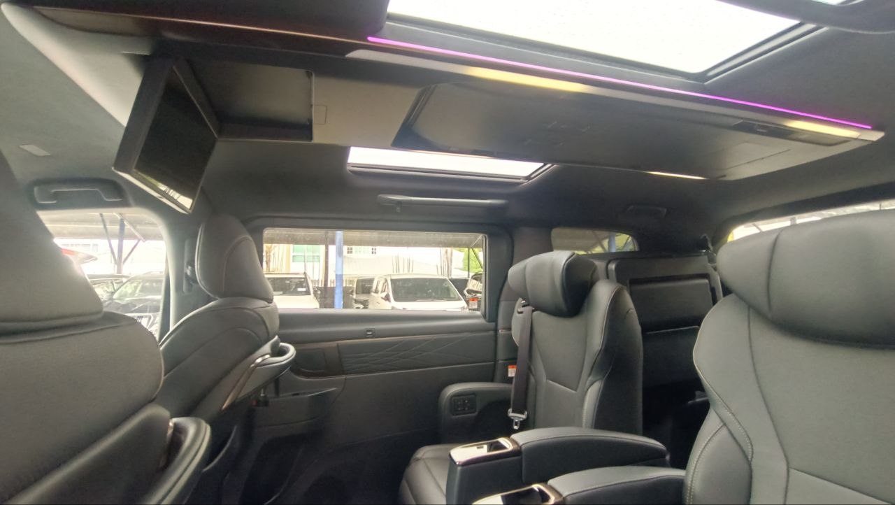 TOYOTA ALPHARD 2.5 Z (3BA) — view 4