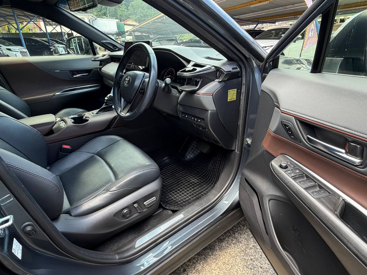 TOYOTA (6BA-MXUA80) HARRIER 2.0 Z LEATHER 1986 10TIP-CVT CVT 5S 56220KM — view 3