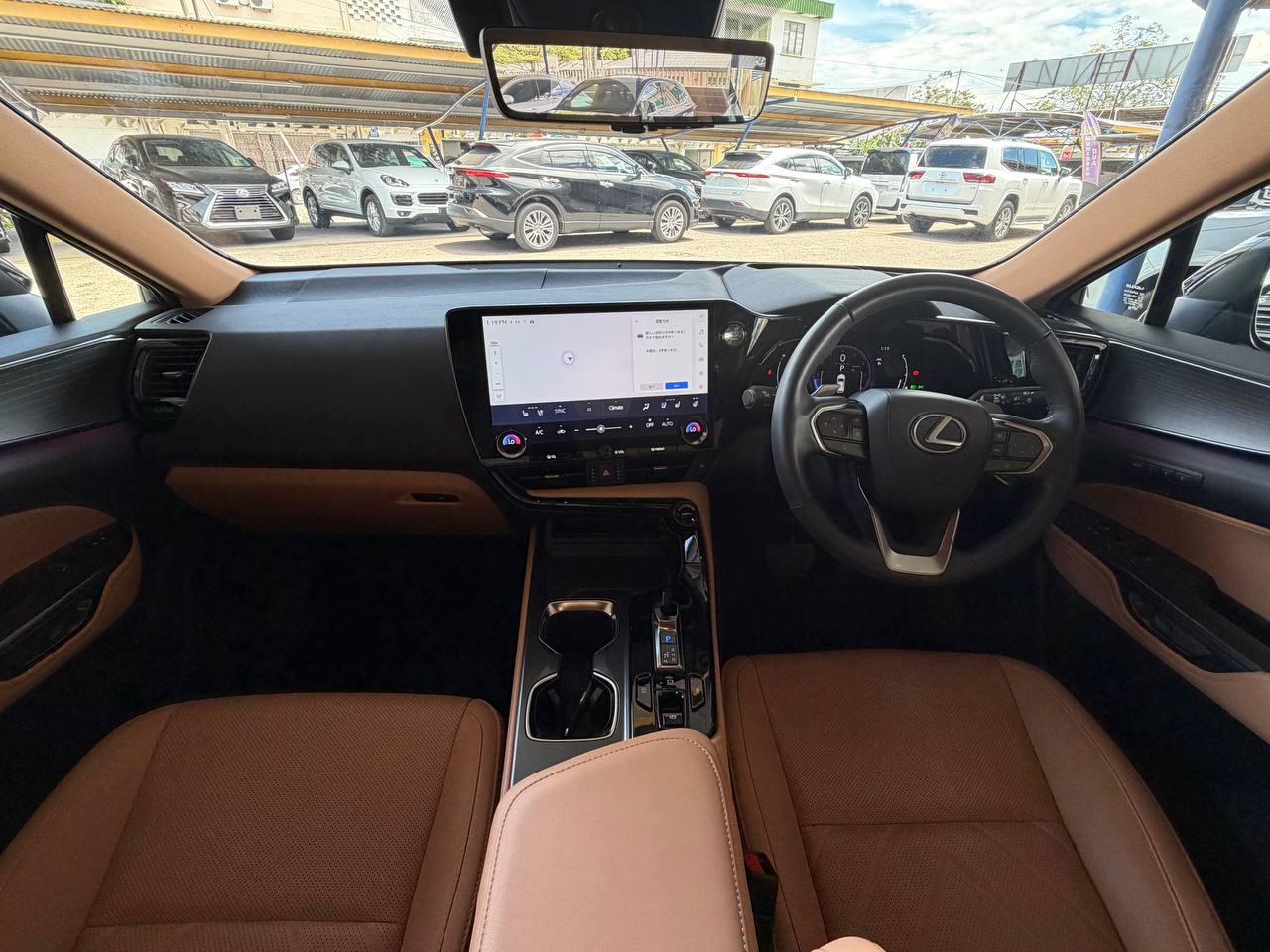 5BA-AAZA20 NX250 VERSION L 2.5P 2487 8AT-TIP 5S 29513KM. — view 3