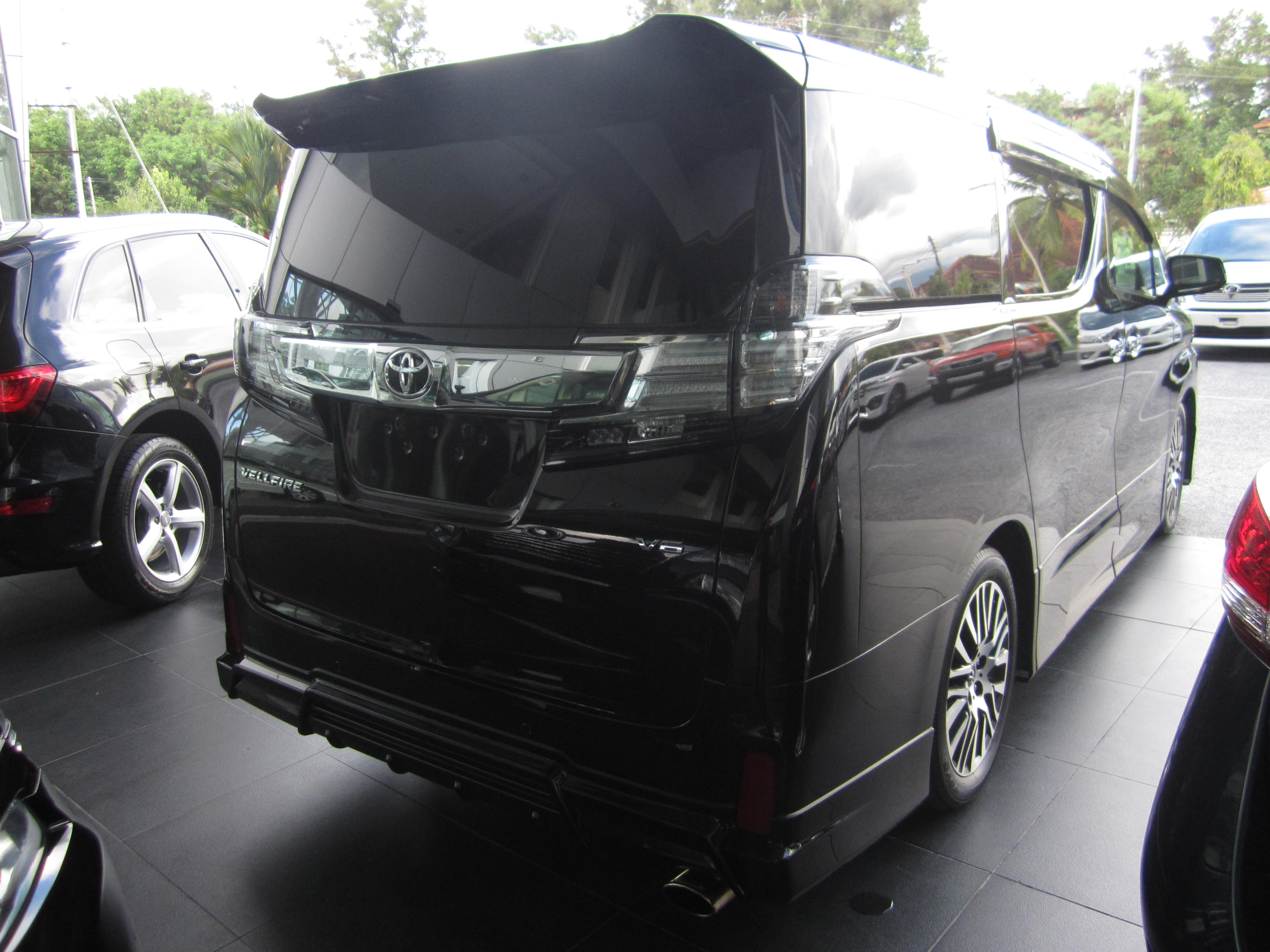 TOYOTA VELLFIRE 3.5 NEW.MOD 3456 6TIP 3.5ZA G-EDITION 7S 4WD — view 3