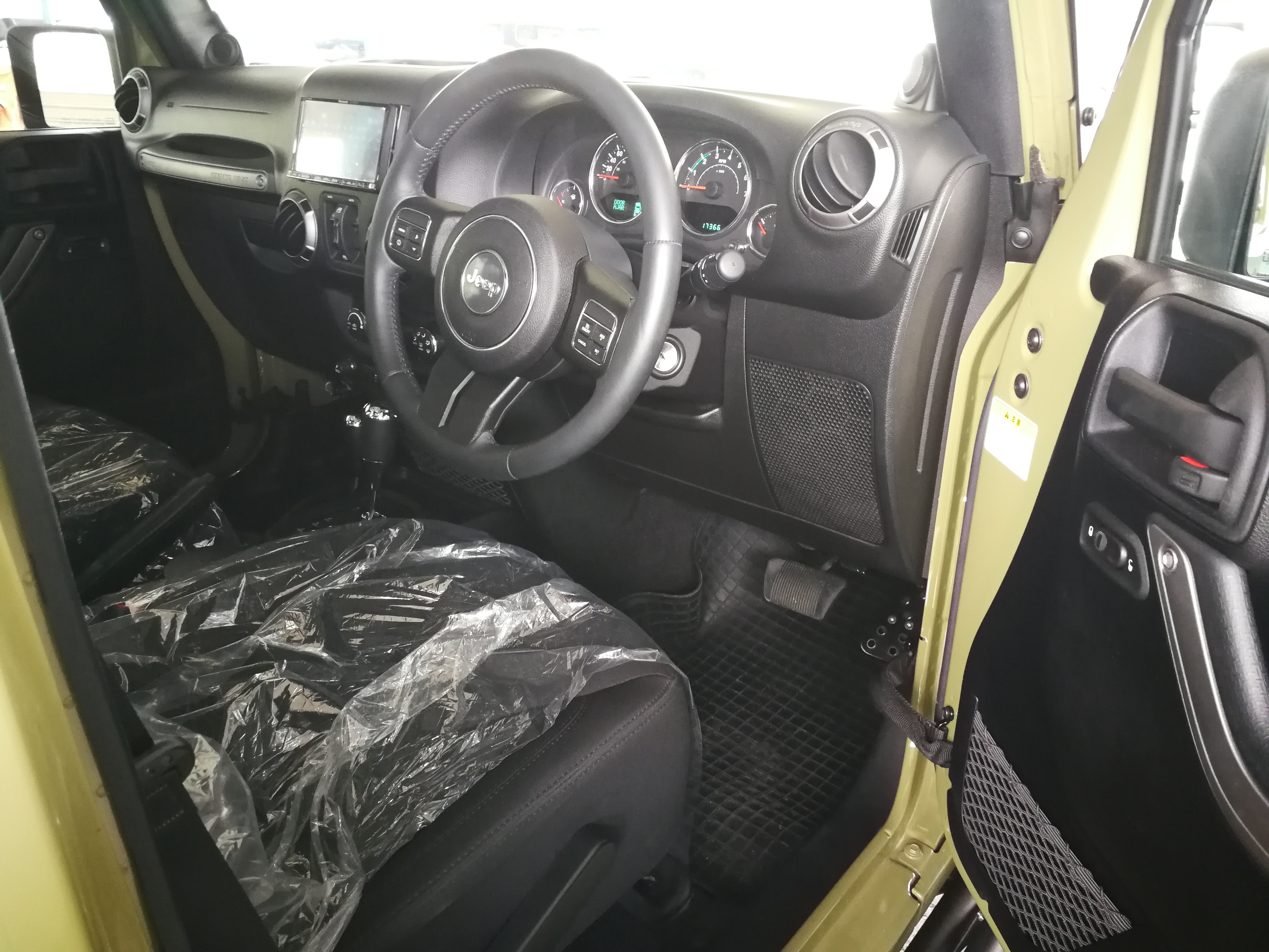 JEEP WRANGLER UNLIMITED 3.6P 3604 5AT SPORT — view 4