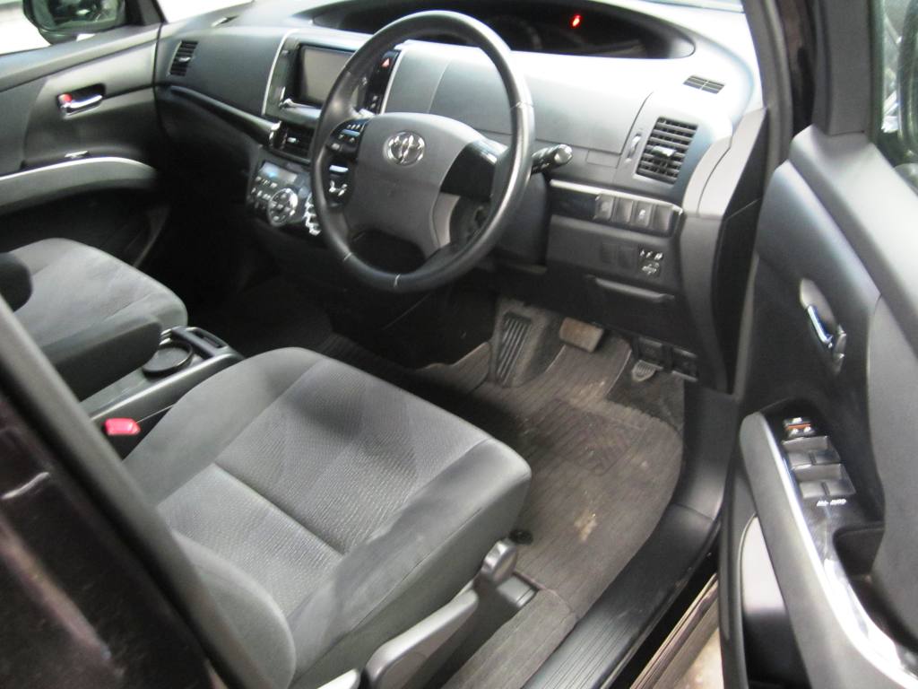TOYOTA ESTIMA 3.5 NEW.MOD 3456 6TIP AERAS 7S FL — view 3