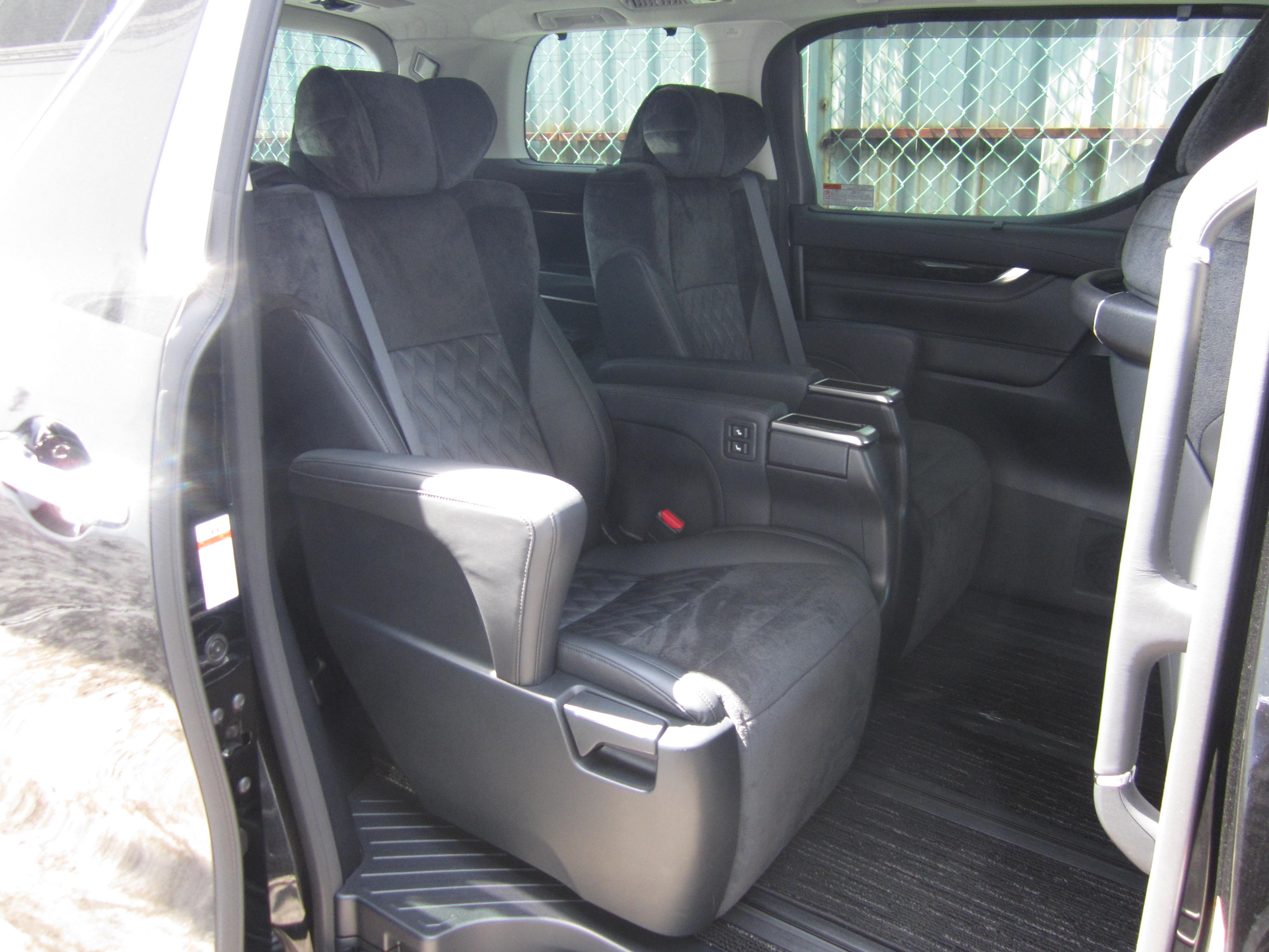 TOYOTA VELLFIRE 3.5 NEW.MOD 3456 6TIP 3.5Z G-EDITION 7S — view 5