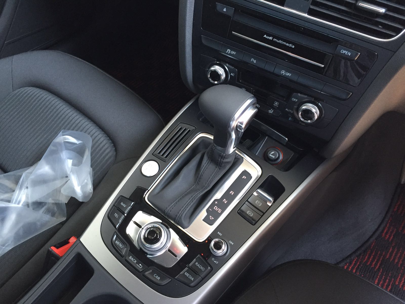 AUDI A4 2.0 1984 7SMT-DSG TFSI QUATTRO 5S JP FL — view 5