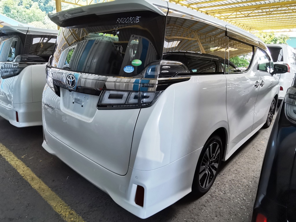 TOYOTA "VELLFIRE 2.5 NEW.MOD 2493 7TIP-CVT 2.5Z G-EDITION 7S FL" — view 2