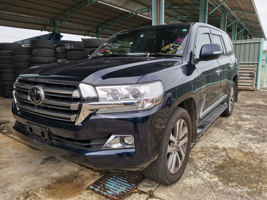 TOYOTA "LAND CRUISER 202 4.6P 4608 6TIP ZX (2ND GEN)" — view 1