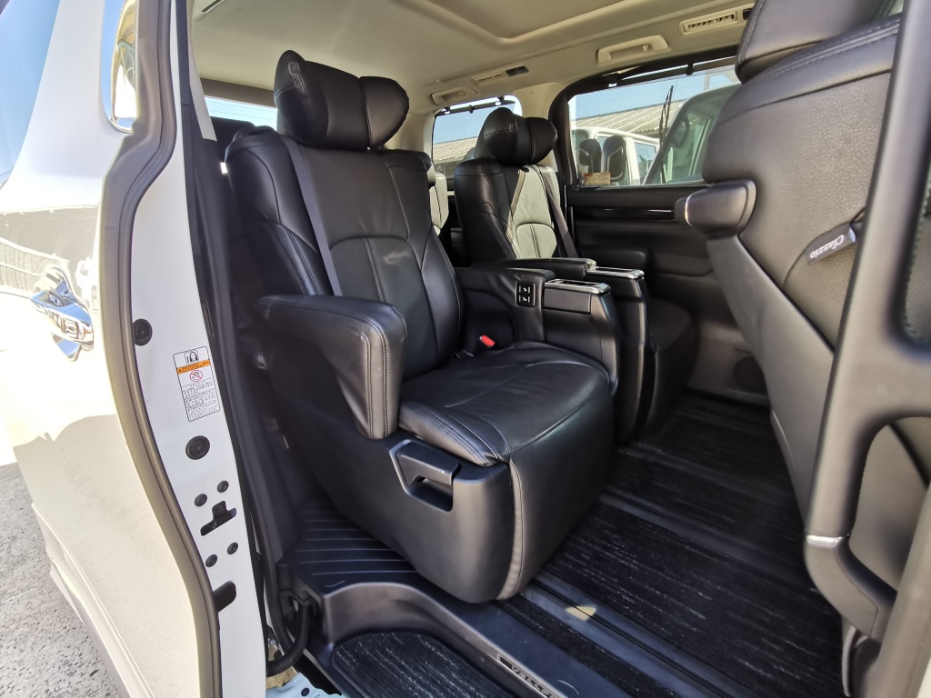 TOYOTA "VELLFIRE 2.5 NEW.MOD 2493 7TIP-CVT 2.5Z G-EDITION 7S" — view 5