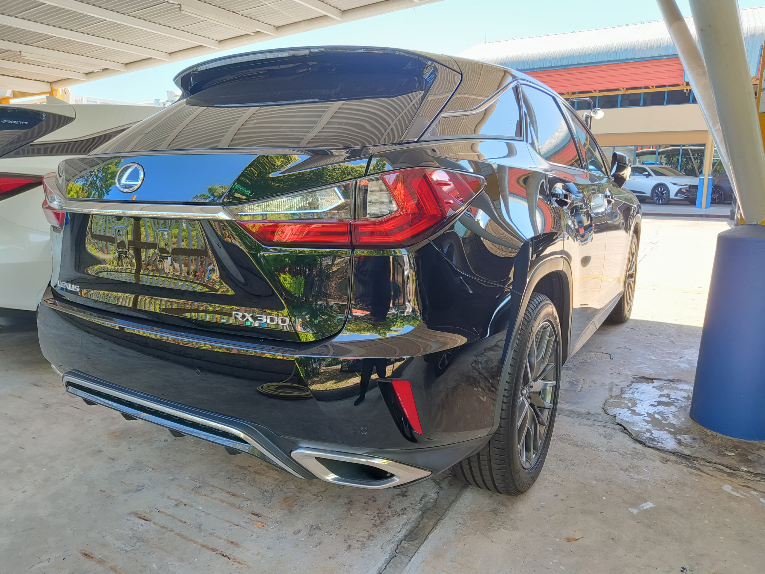 LEXUS "RX300 1998 6SMT JP F SPORT 56335KM" — view 2