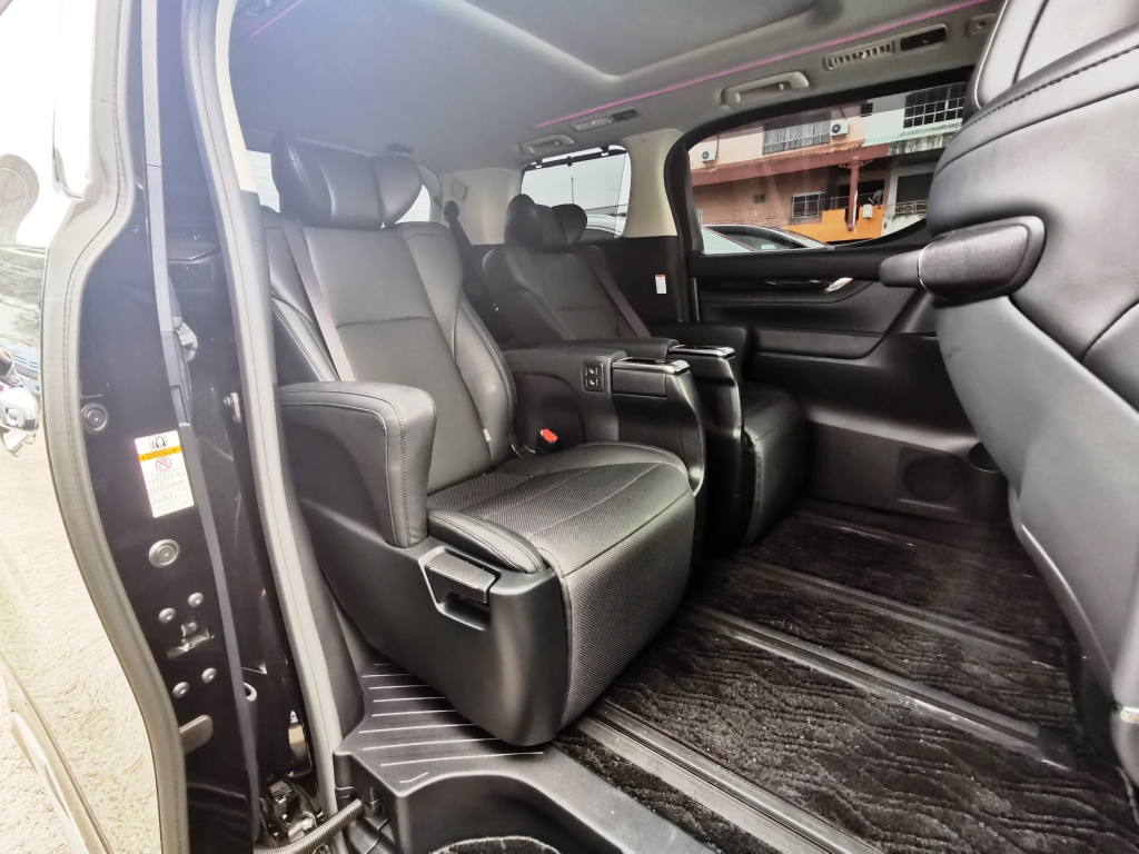 TOYOTA "VELLFIRE 2.5 NEW.MOD 2493 7TIP-CVT 2.5Z G-EDITION 7S FL 40753KM" — view 5