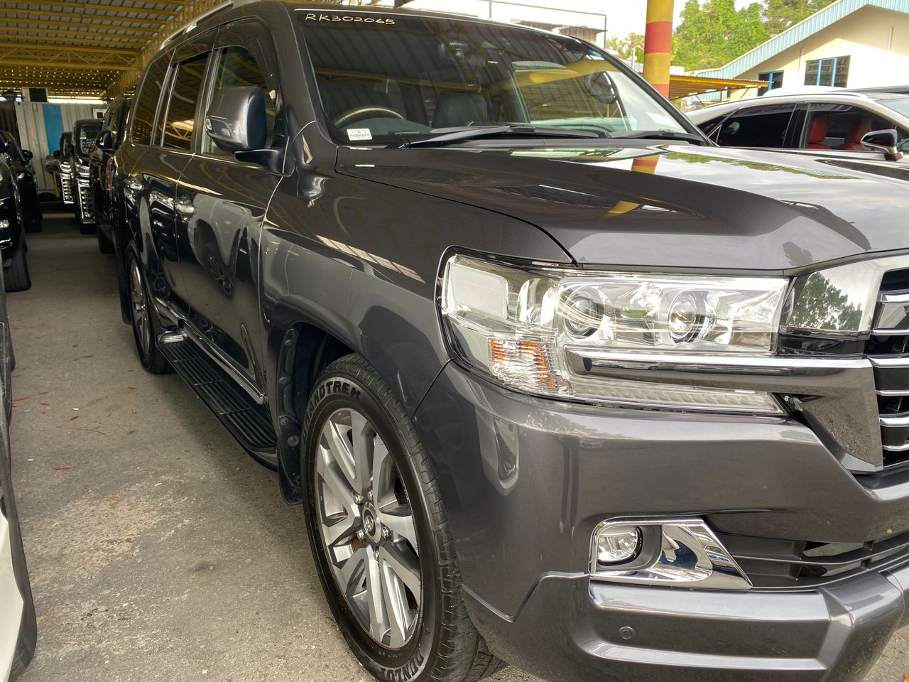 TOYOTA "LAND CRUISER 202 4.6P 4608 6TIP ZX (2ND GEN) 28XXXKM" — view 2