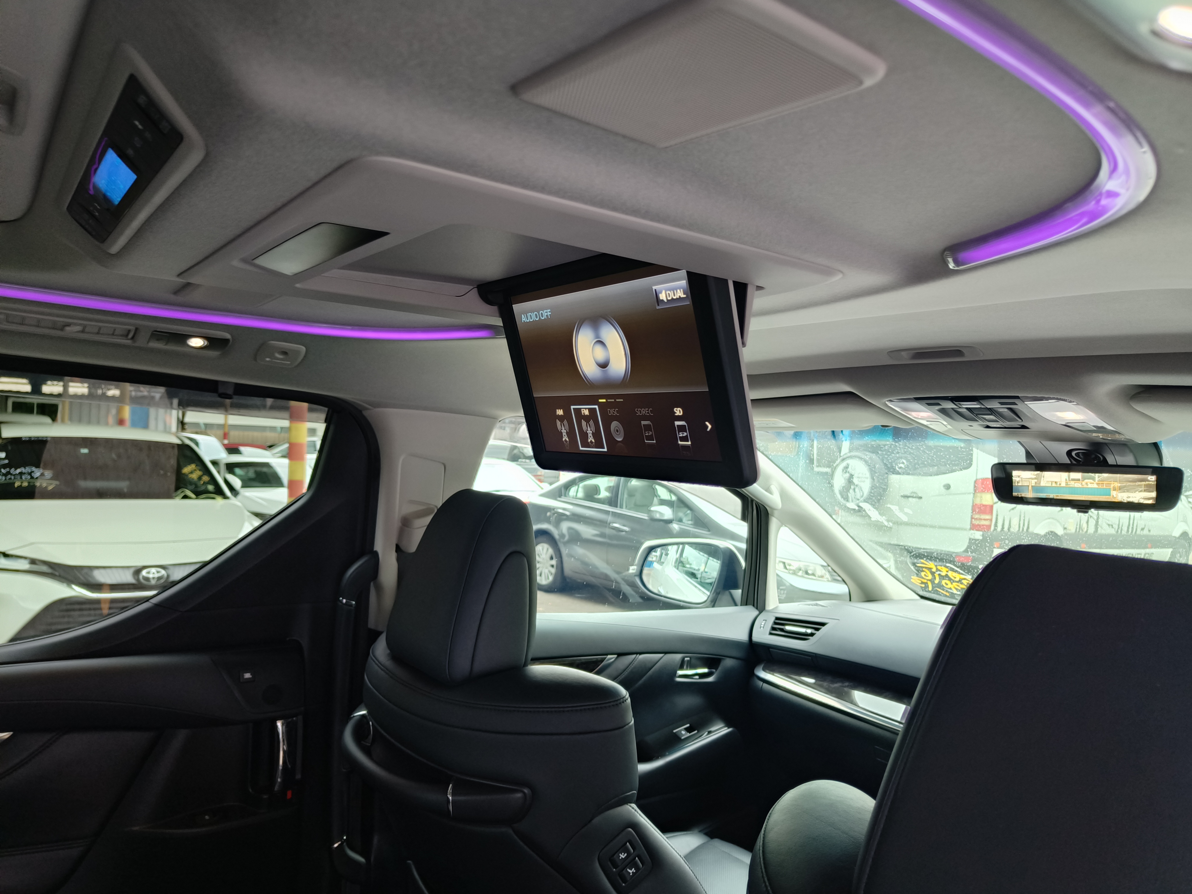 TOYOTA "VELLFIRE 2.5 NEW.MOD 2493 7TIP-CVT 2.5Z G-EDITION 7S FL 46946KM" — view 4